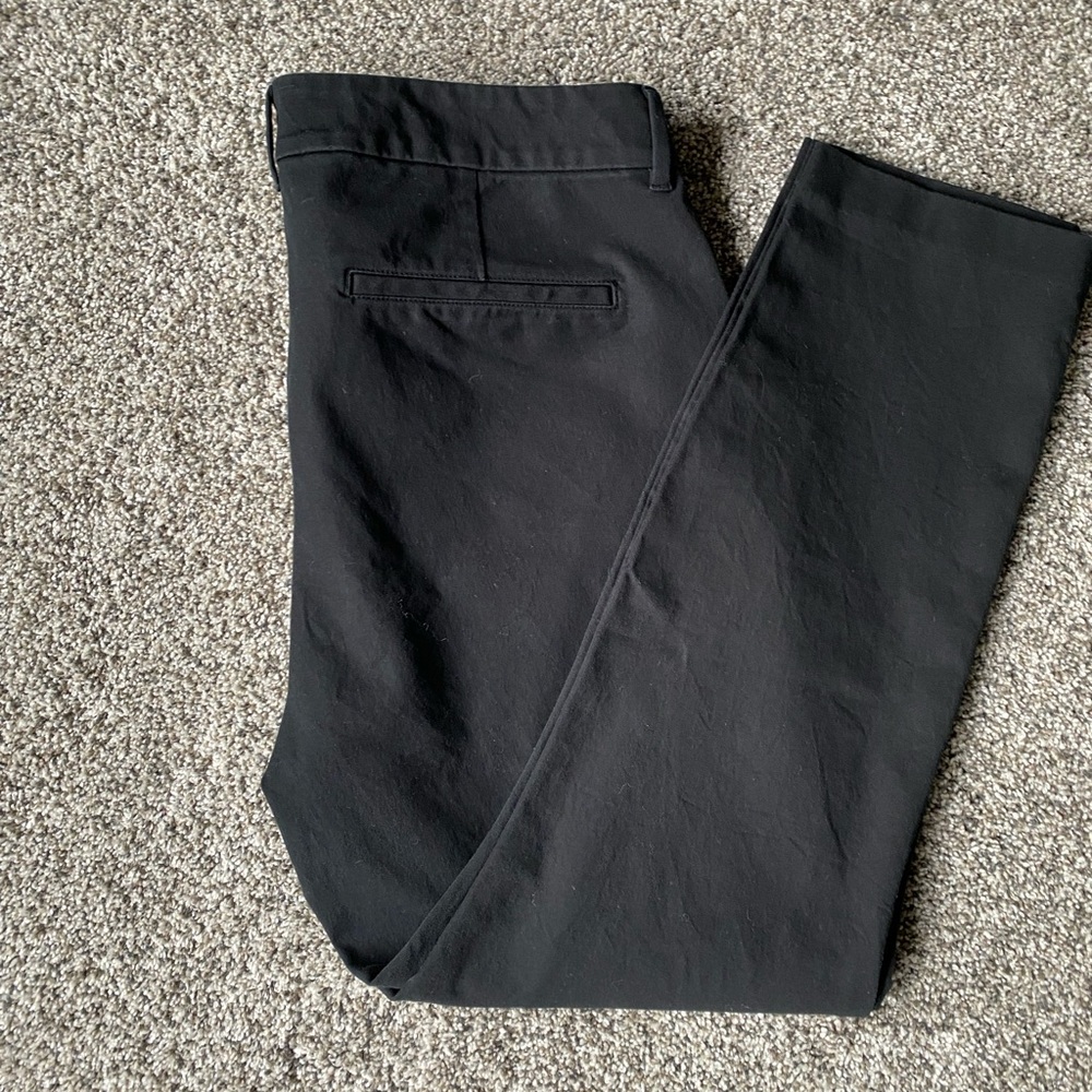 Old Navy Size 14 High-Waisted Pixie Straight Pants in Black